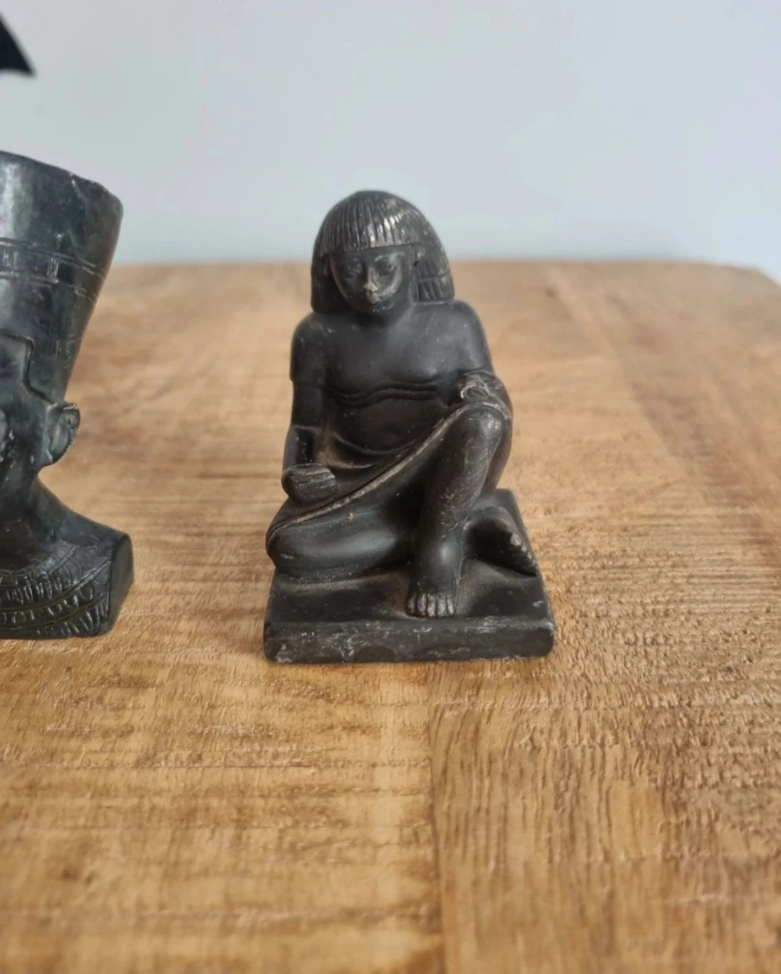 Set van 5 decoratieve Egyptische standbeelden (Toetanchamon – photo 6